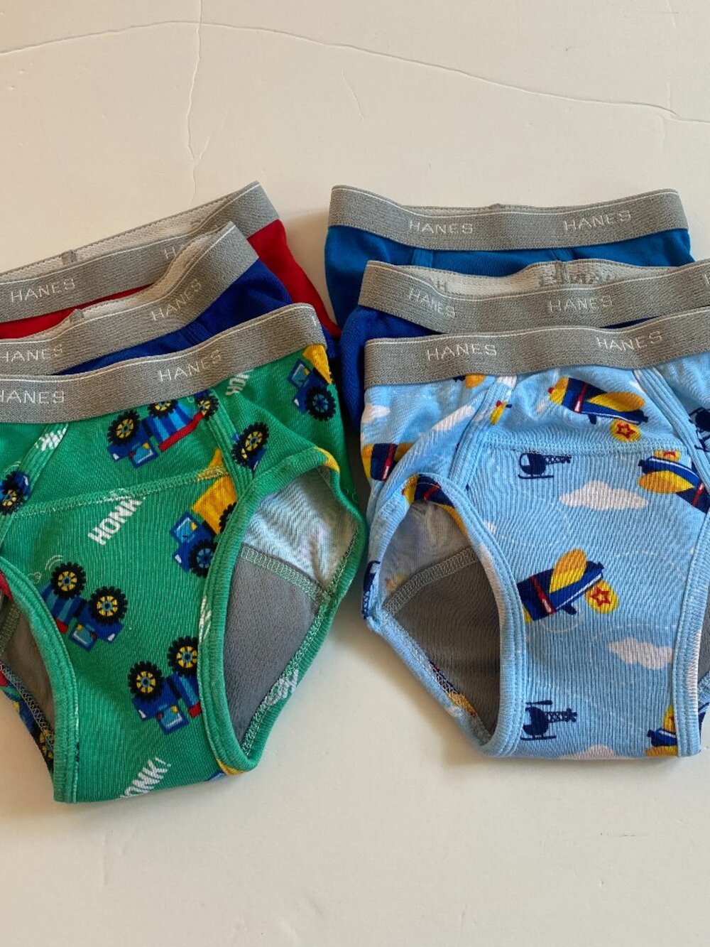 Hanes, NWOT, lot of 6, 100% cotton training briefs, boy's 4T, various colors.